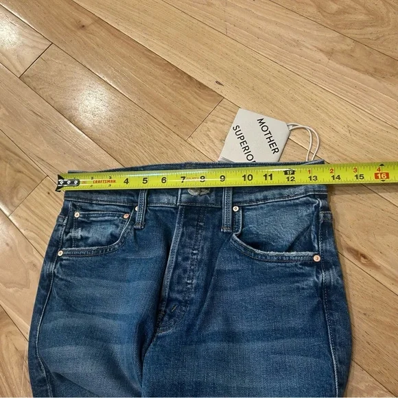 NWT Mother Superior The Hiker Skimp Jeans in Dream Team Wash - Women’s Size 24 - Picture 10 of 12